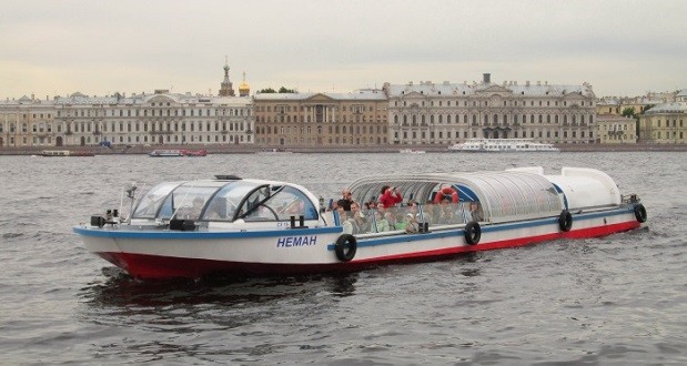 Однопалубный теплоход до 80 мест