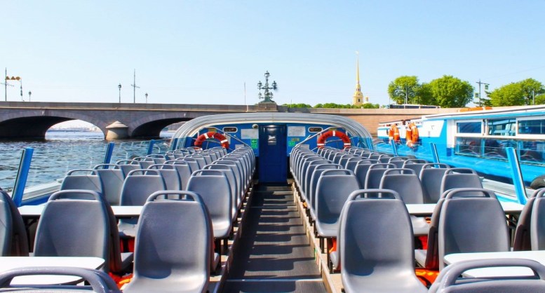 Однопалубный теплоход до 80 мест