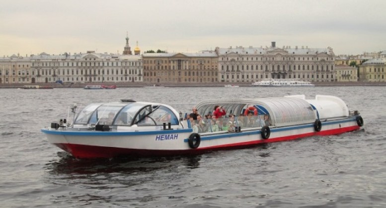 Однопалубный теплоход до 80 мест